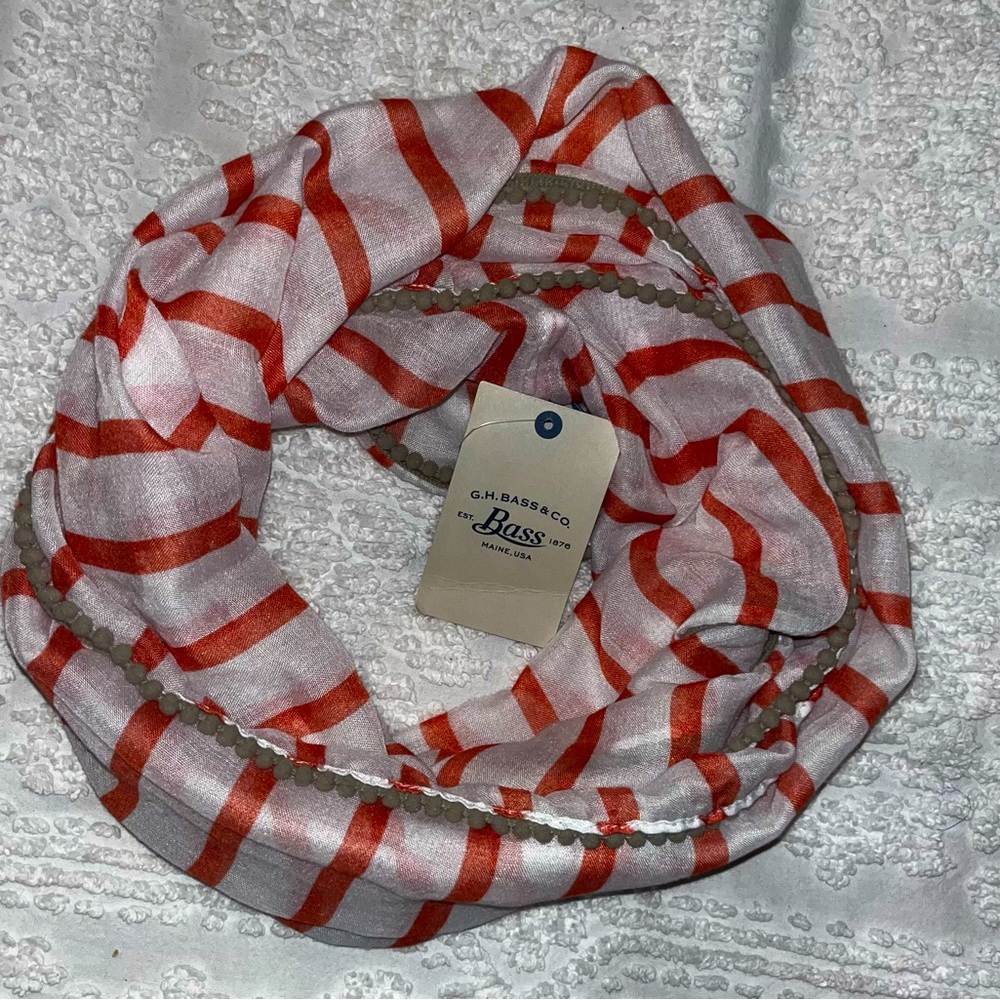 Bass Infinity Scarf